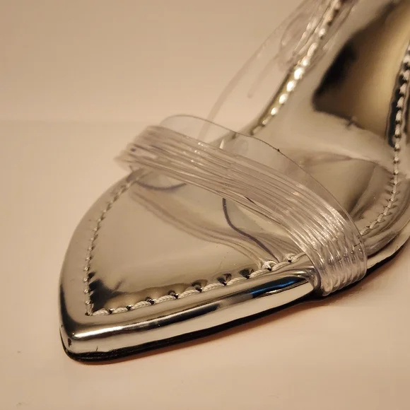 GOOD American Cinder-F*cking-Rella Wedge in Silver Neoprene/Lucite Size 8 - Picture 4 of 10